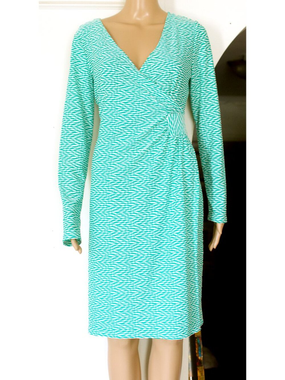 Long sleeve wrap dress / Size M
